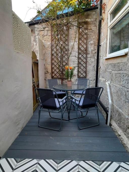Sea View Cottage In Dorset, Portland Extérieur photo